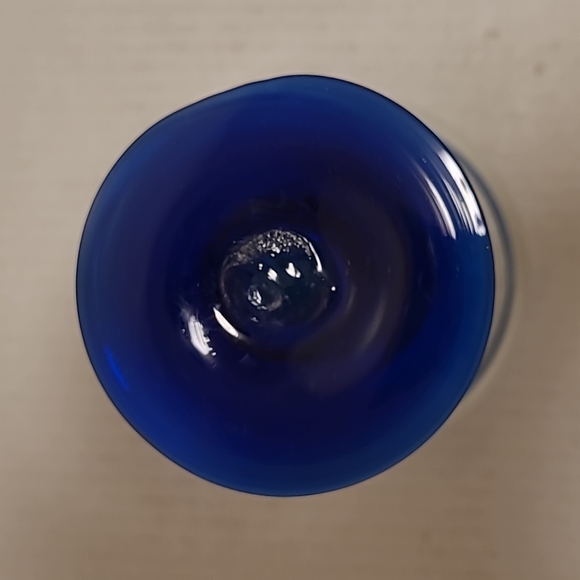 Pair of Beautiful Handblown Margarita Glasses - Picture 9 of 15